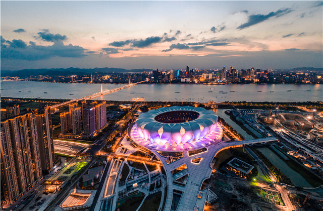 杭州奥体中心主体育场工程荣获鲁班奖——亚运莲花，z6尊龙凯时智造！