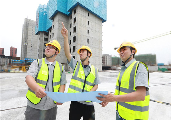 东北公司党员王斯文：青年人当与自己“较劲”